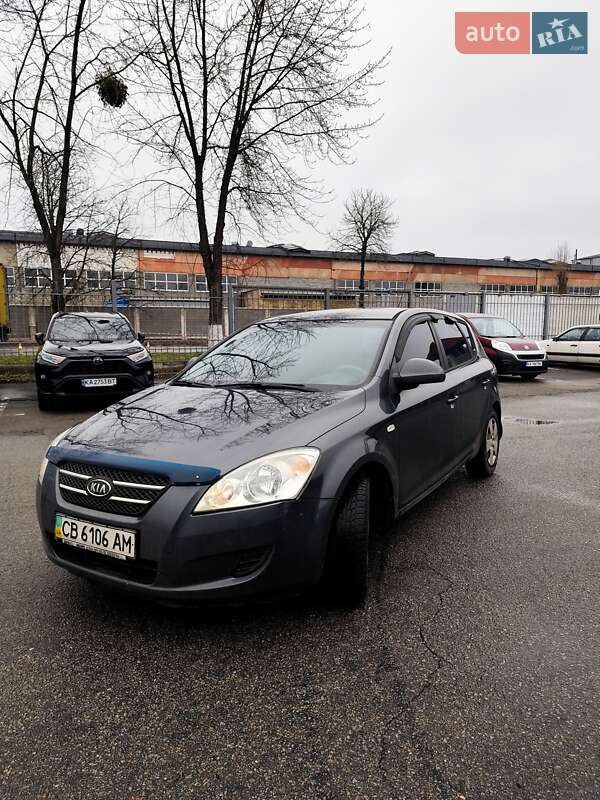 Хэтчбек Kia Ceed 2008 в Броварах