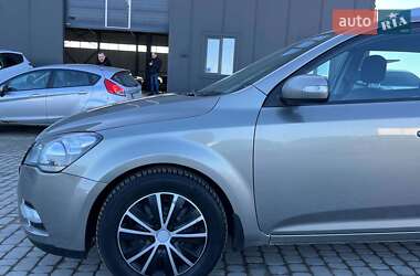 Универсал Kia Ceed 2011 в 