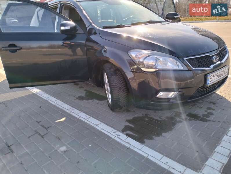 Универсал Kia Ceed 2010 в Сумах