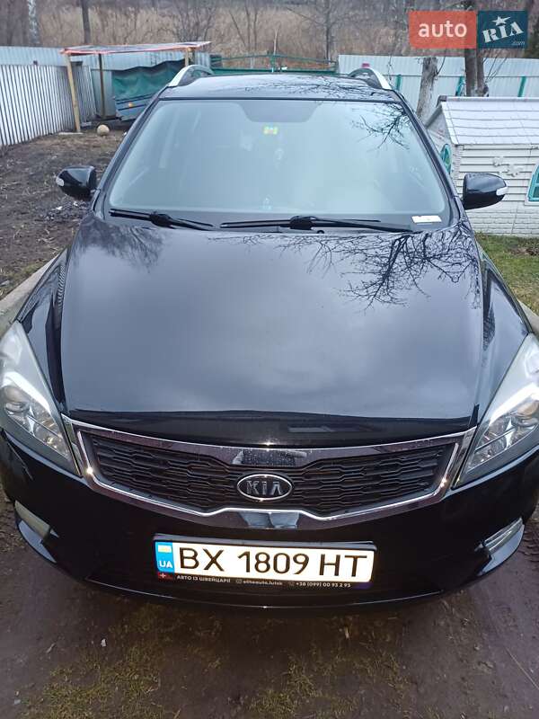 Универсал Kia Ceed 2010 в 