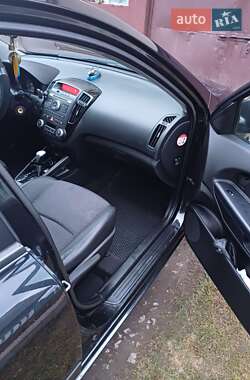 Универсал Kia Ceed 2010 в 