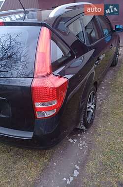 Универсал Kia Ceed 2010 в 