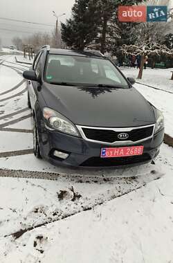 Універсал Kia Ceed 2010 в Запоріжжі