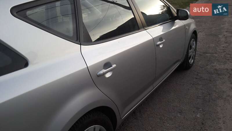 Универсал Kia Ceed 2009 в Прилуках фото 2 Универсал Kia Ceed 2009 в Прилуках
