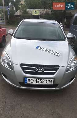 Хетчбек Kia Ceed 2007 в Ужгороді