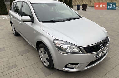 Універсал Kia Ceed 2010 в Луцьку