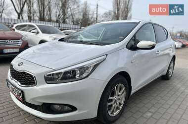 Хетчбек Kia Ceed 2013 в Миколаєві