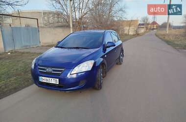 Хэтчбек Kia Ceed 2007 в Одессе