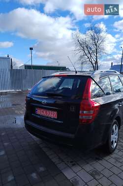 Универсал Kia Ceed 2008 в Дубно