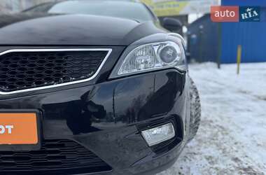 Универсал Kia Ceed 2012 в Сумах