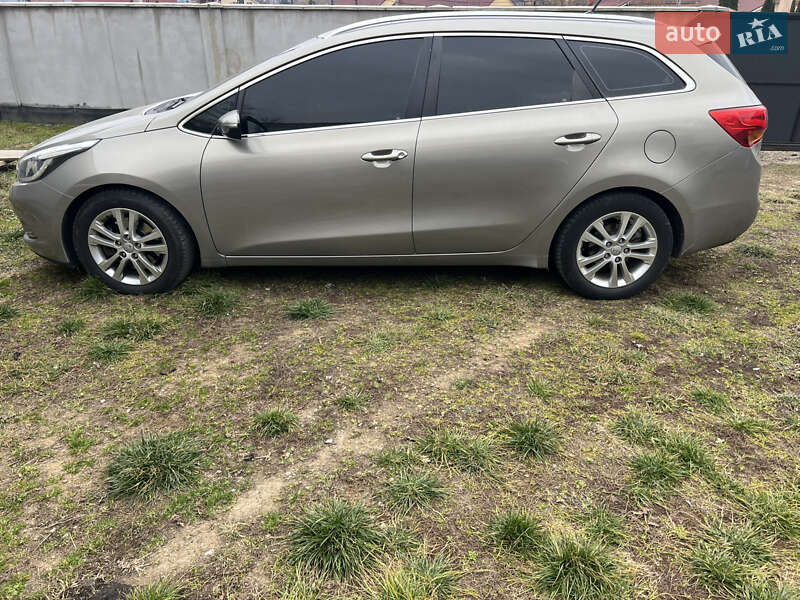 Універсал Kia Ceed 2013 в Ужгороді фото 3 Універсал Kia Ceed 2013 в Ужгороді