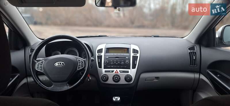 Хэтчбек Kia Ceed 2007 в Нежине