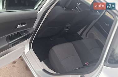 Хэтчбек Kia Ceed 2007 в 