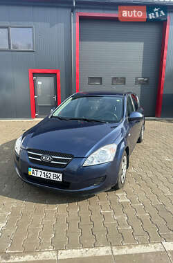 Хетчбек Kia Ceed 2008 в Тячеві фото 4 Хетчбек Kia Ceed 2008 в Тячеві
