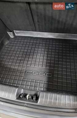 Хэтчбек Kia Ceed 2008 в Львове