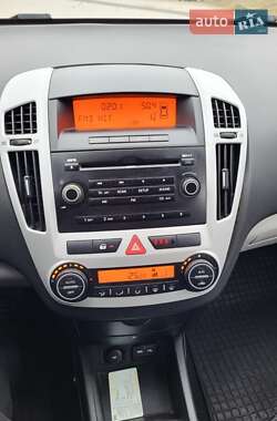 Хэтчбек Kia Ceed 2008 в Львове