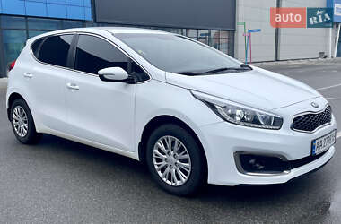 Универсал Kia Ceed 2018 в Киеве