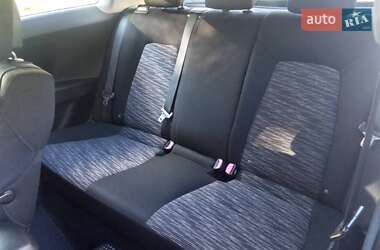 Хэтчбек Kia Ceed 2008 в 