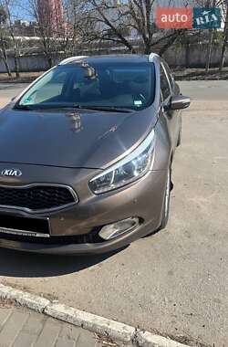 Универсал Kia Ceed 2012 в 