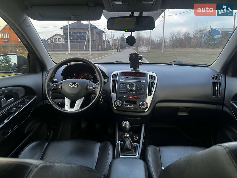 Универсал Kia Ceed 2011 в Киеве