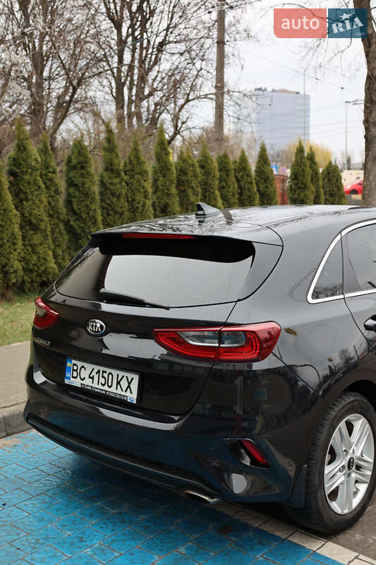 Хэтчбек Kia Ceed 2019 в Львове