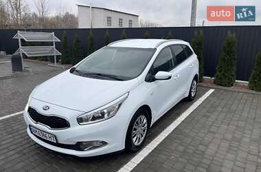 Универсал Kia Ceed 2014 в Звягеле