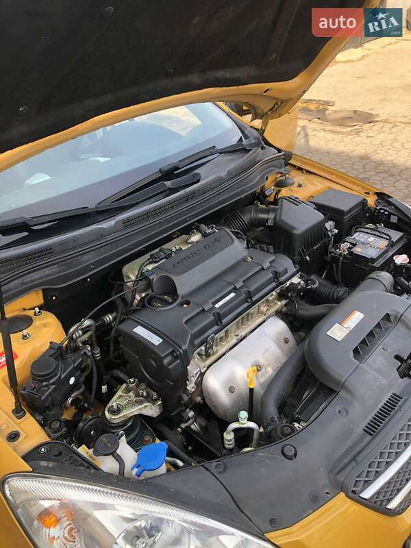 Хэтчбек Kia Ceed 2007 в Ковеле