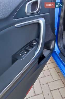 Хэтчбек Kia Ceed 2019 в Ужгороде