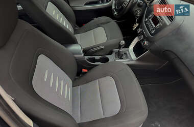 Универсал Kia Ceed 2013 в 