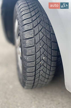 Хэтчбек Kia Ceed 2007 в 