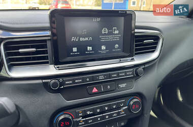 Хэтчбек Kia Ceed 2019 в 