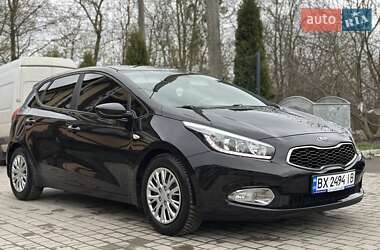Хэтчбек Kia Ceed 2014 в 