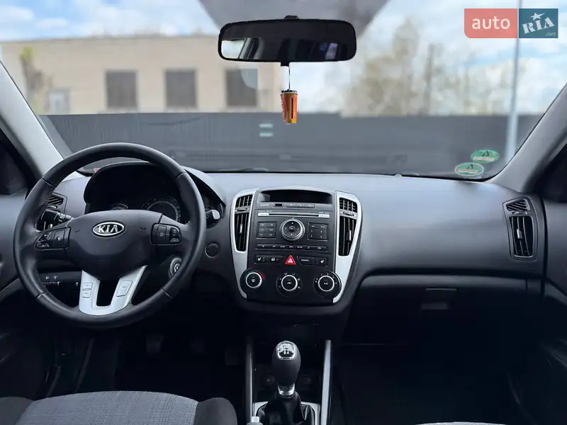 Kia Ceed 2011