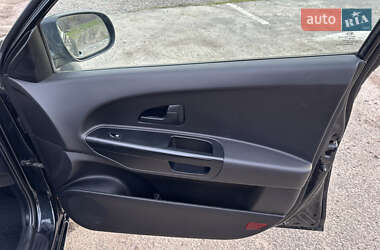 Хэтчбек Kia Ceed 2010 в 