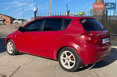 Хетчбек Kia Ceed 2007 в 