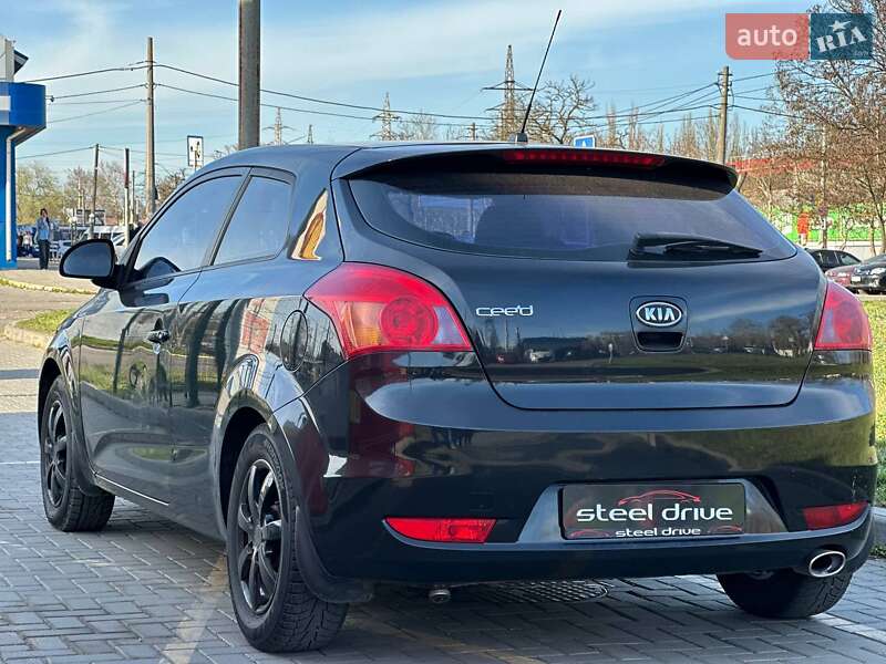 Хетчбек Kia Ceed 2008 в Миколаєві