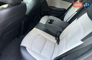 Хэтчбек Kia Ceed 2019 в 