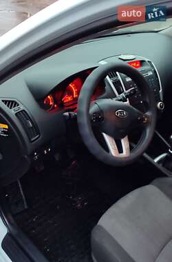 Универсал Kia Ceed 2010 в 