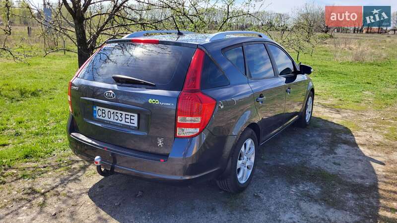 Універсал Kia Ceed 2009 в Чернігові