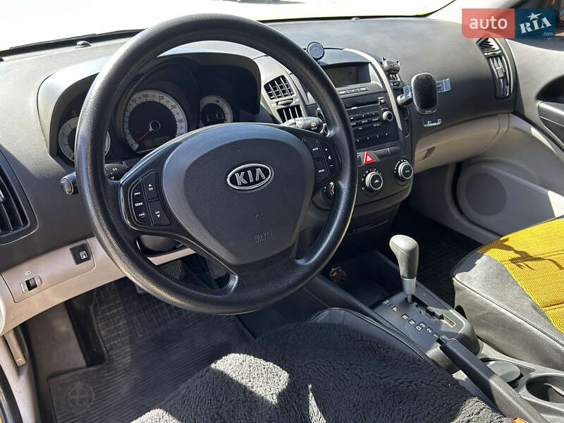 Хетчбек Kia Ceed 2007 в Києві