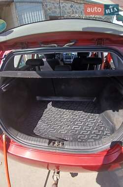 Хэтчбек Kia Ceed 2007 в 