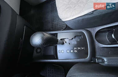 Хэтчбек Kia Ceed 2007 в 