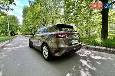 Хэтчбек Kia Ceed 2019 в 
