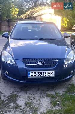 Хэтчбек Kia Ceed 2008 в Чернигове