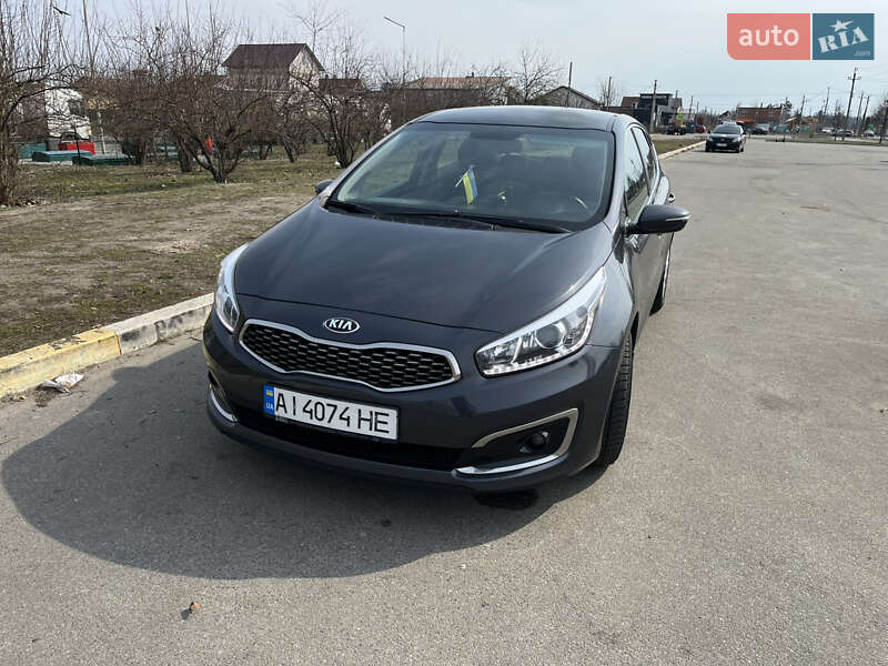 Хэтчбек Kia Ceed 2017 в 