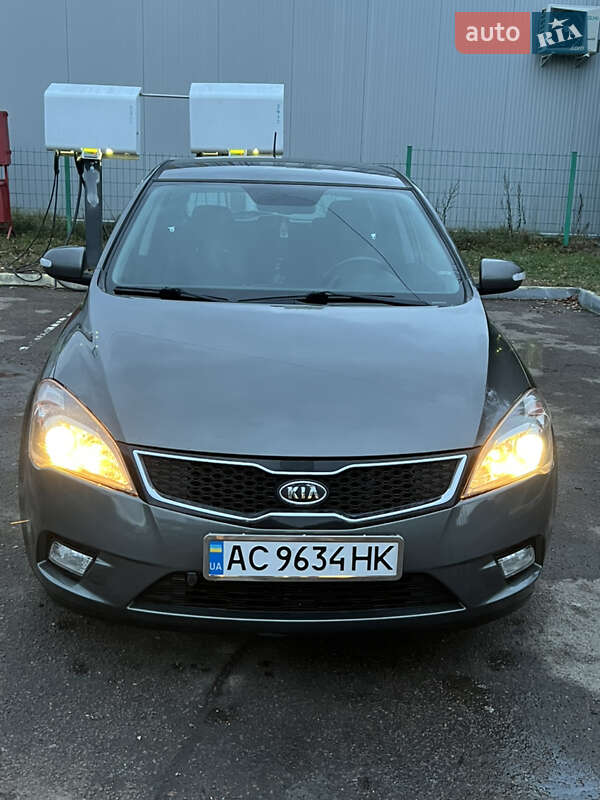 Kia Ceed 2010