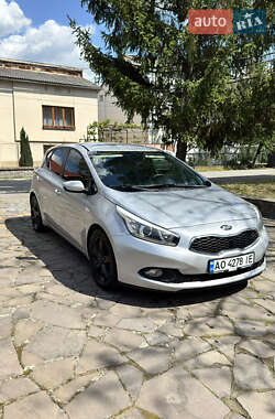 Хетчбек Kia Ceed 2012 в Мукачевому