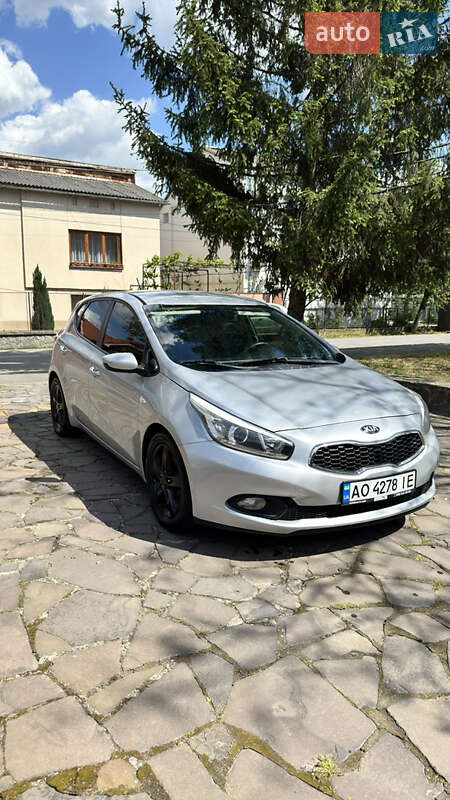Kia Ceed 2012