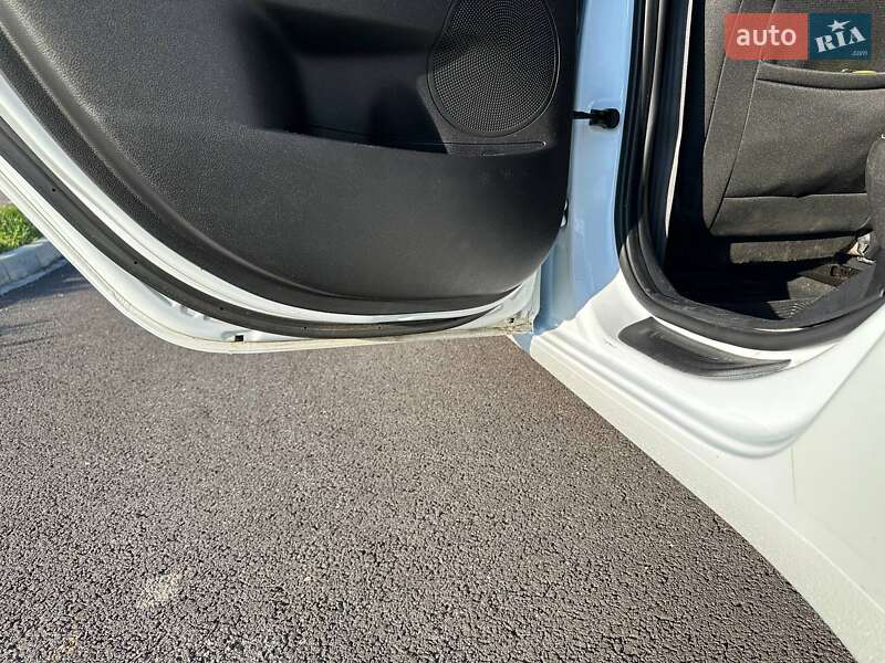 Хетчбек Kia Ceed 2013 в Вінниці