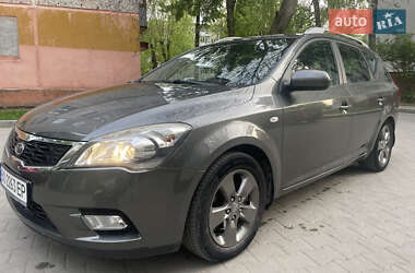 Універсал Kia Ceed 2011 в Тернополі
